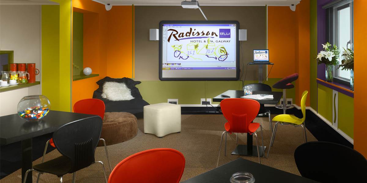 brain box room 1600x800